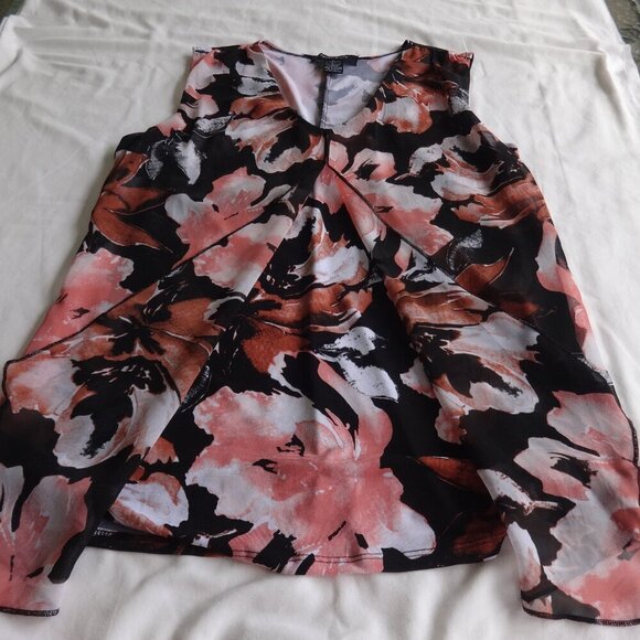 Adele & May size L sleeveless v neck top with sheer overlay, poly & spandex  VGC - Picture 7 of 15